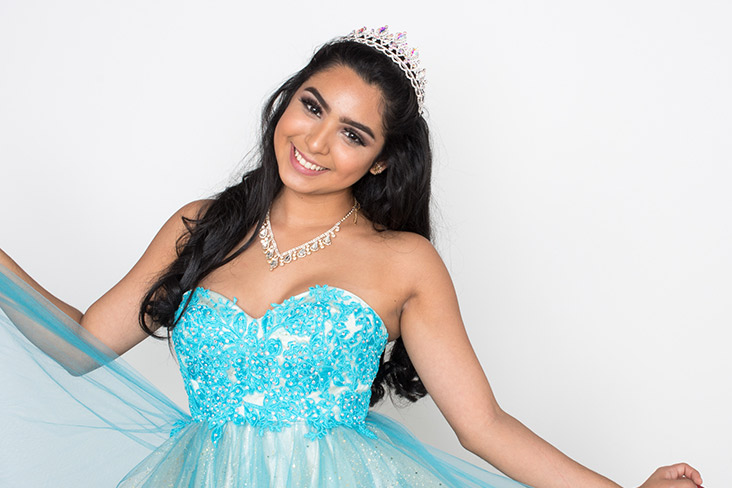 Facts About The Padrino And Madrina For Your Quinceañera Celebration